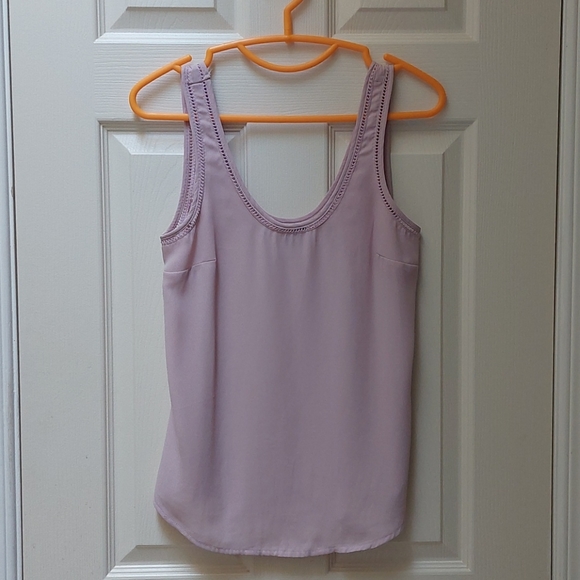 Dynamite Lilac Top - Picture 1 of 4
